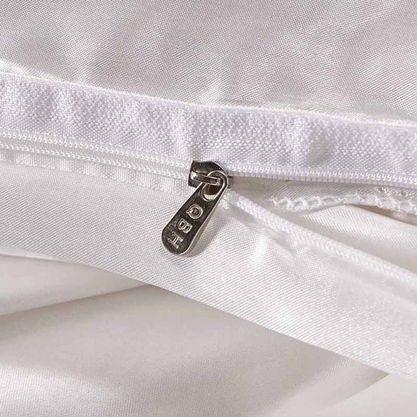 Three-pieces Bed Silk Satin Bedding Set Solid Color Bed Linen Duvet Cover Sets Soft Flat Sheet Bedclothes Twin Queen King